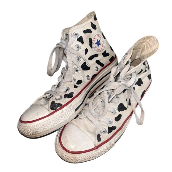 Cow Print Converse🖤 - Picture 3 of 5